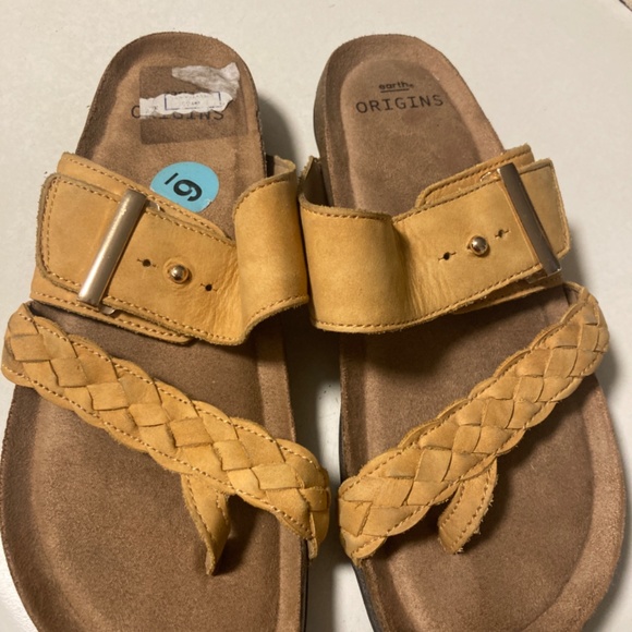 sold - Picture 3 of 3